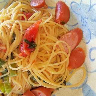 ウインナーと高菜のトマトスパゲティー